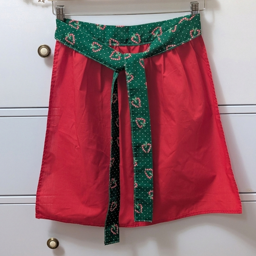 Vintage Christmas Red & Green Apron